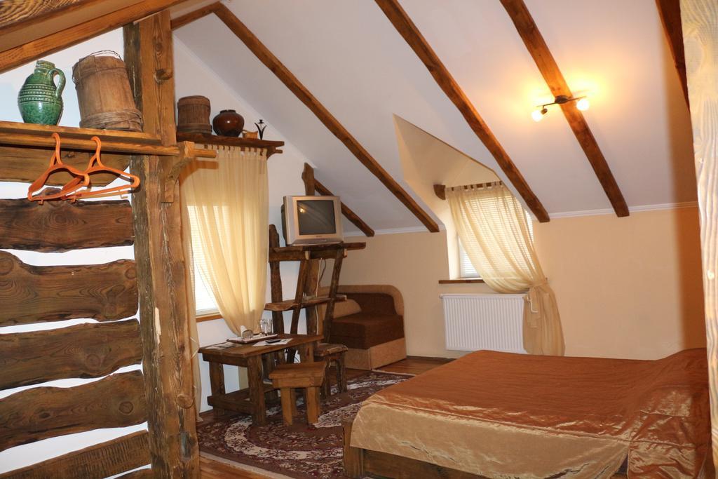 Eco Grill Hotel Restaurant Aquarius Lviv Kamer foto