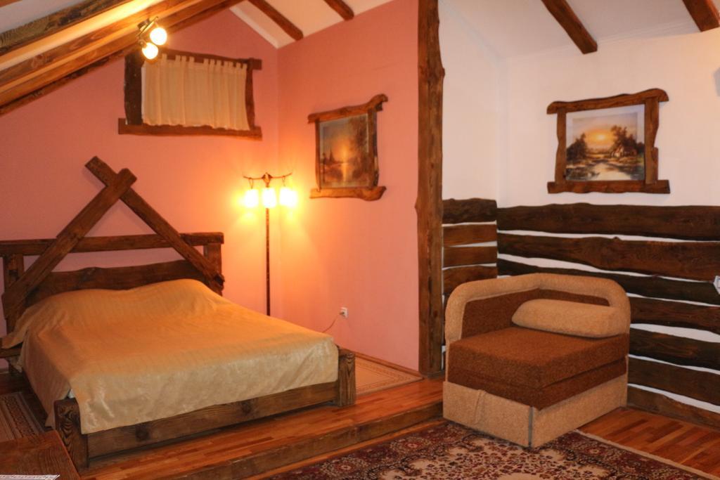 Eco Grill Hotel Restaurant Aquarius Lviv Kamer foto